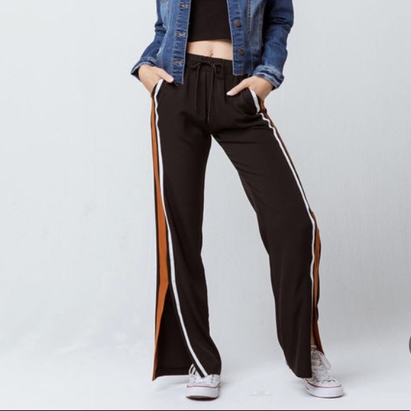 Pants - New ✅ Side Stripe Wide Leg Pants❤️
